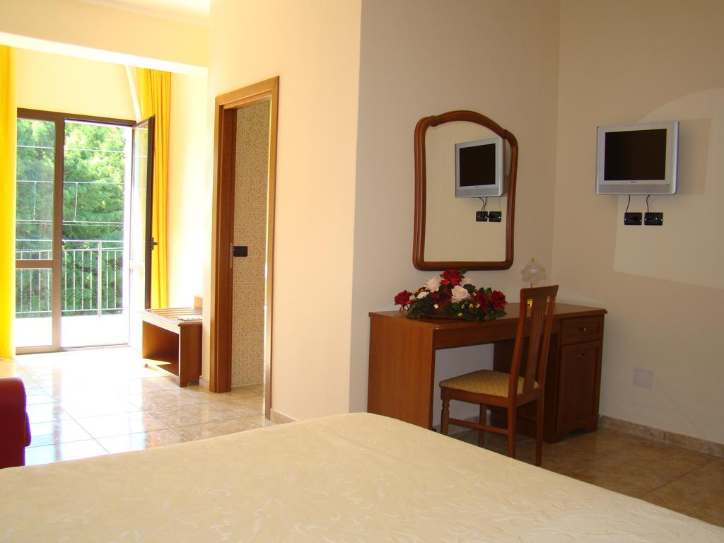 Hotel Ristorante111 Villapiana Room photo